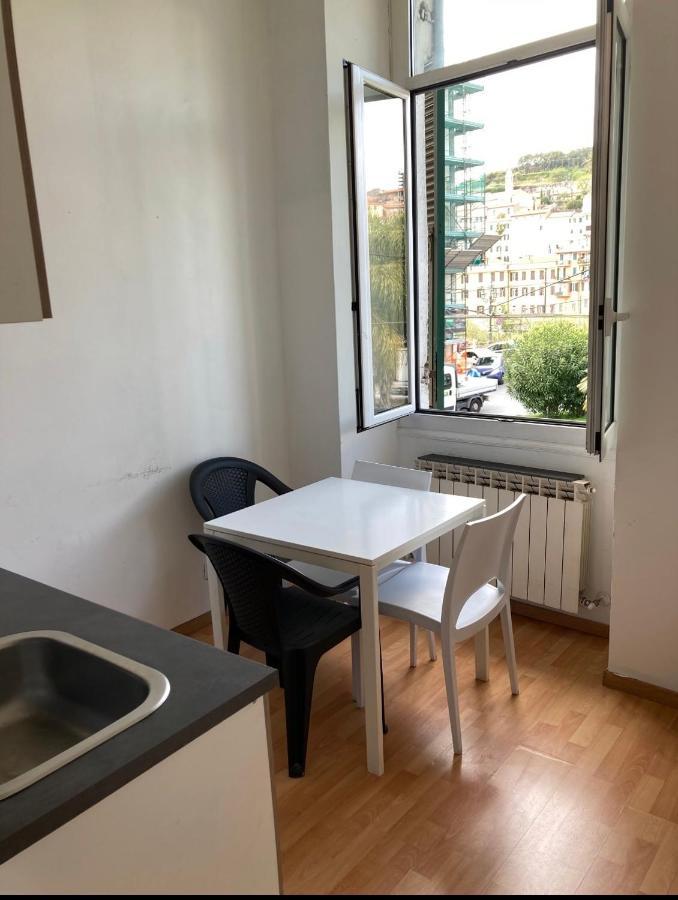Cavour Guest House Ventimiglia Eksteriør billede