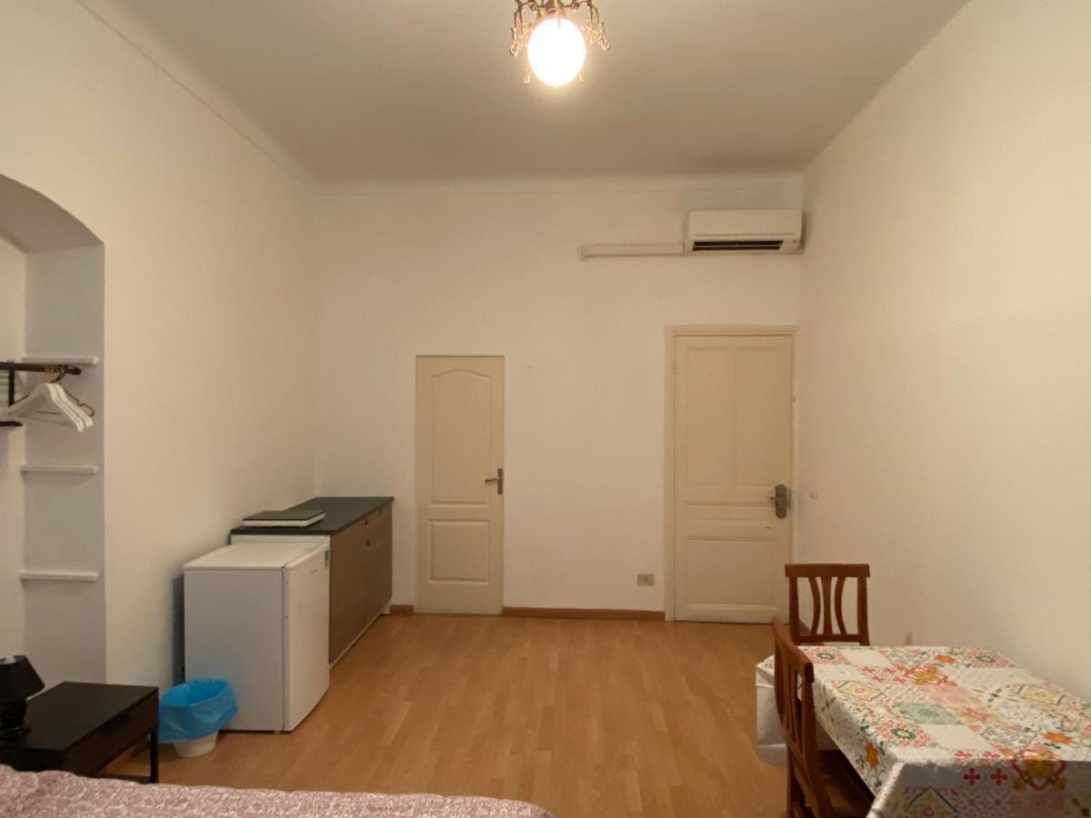 Cavour Guest House Ventimiglia Eksteriør billede