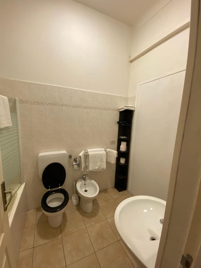 Cavour Guest House Ventimiglia Eksteriør billede