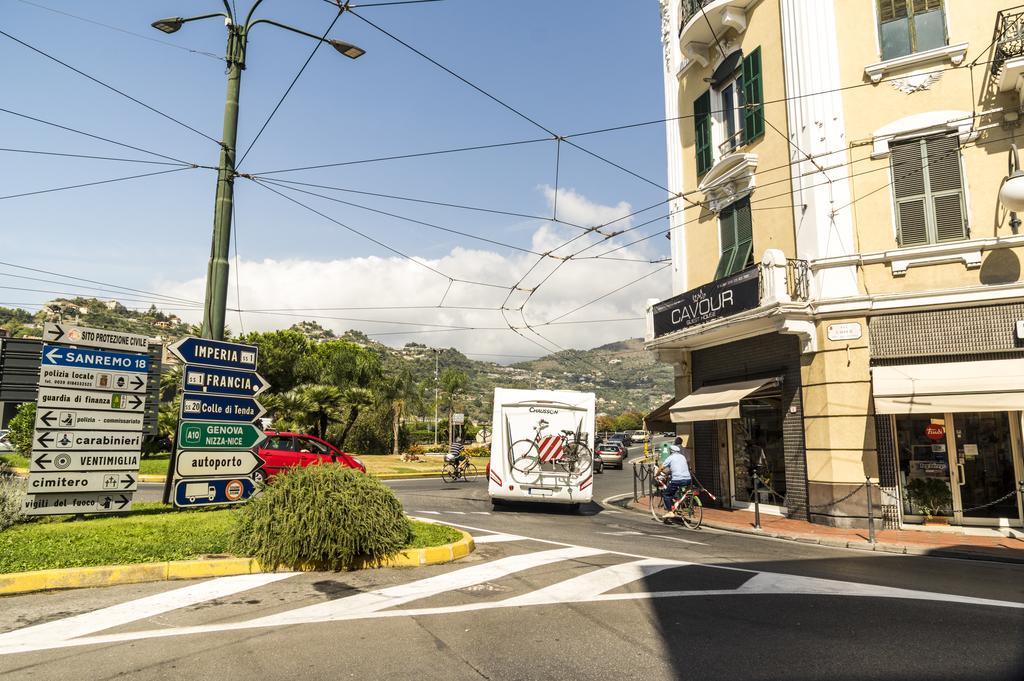 Cavour Guest House Ventimiglia Eksteriør billede