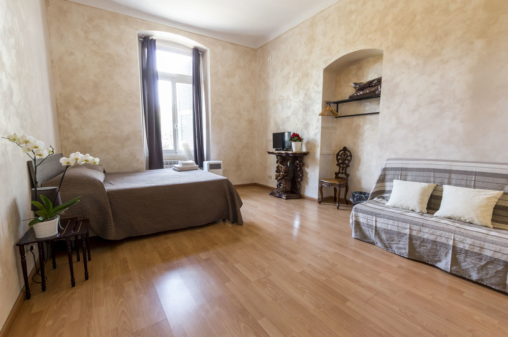 Cavour Guest House Ventimiglia Eksteriør billede