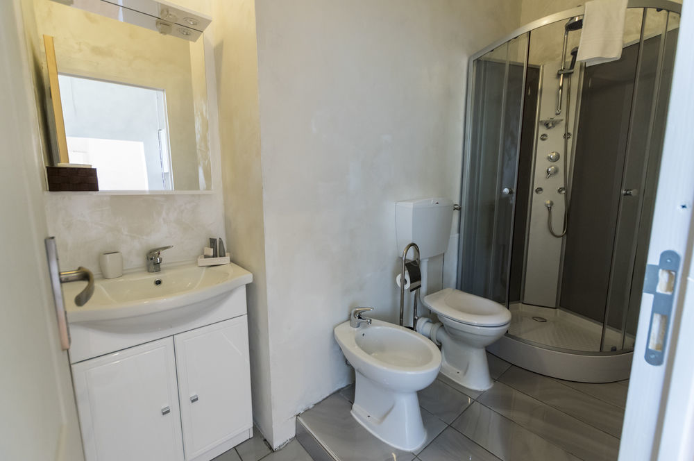Cavour Guest House Ventimiglia Eksteriør billede