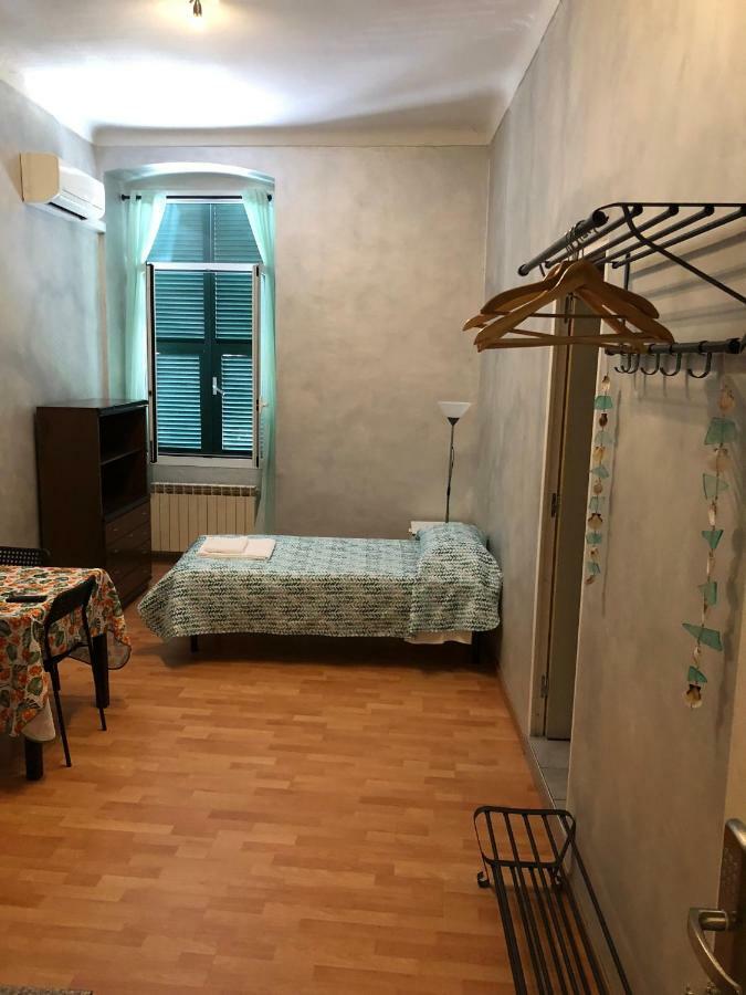 Cavour Guest House Ventimiglia Eksteriør billede